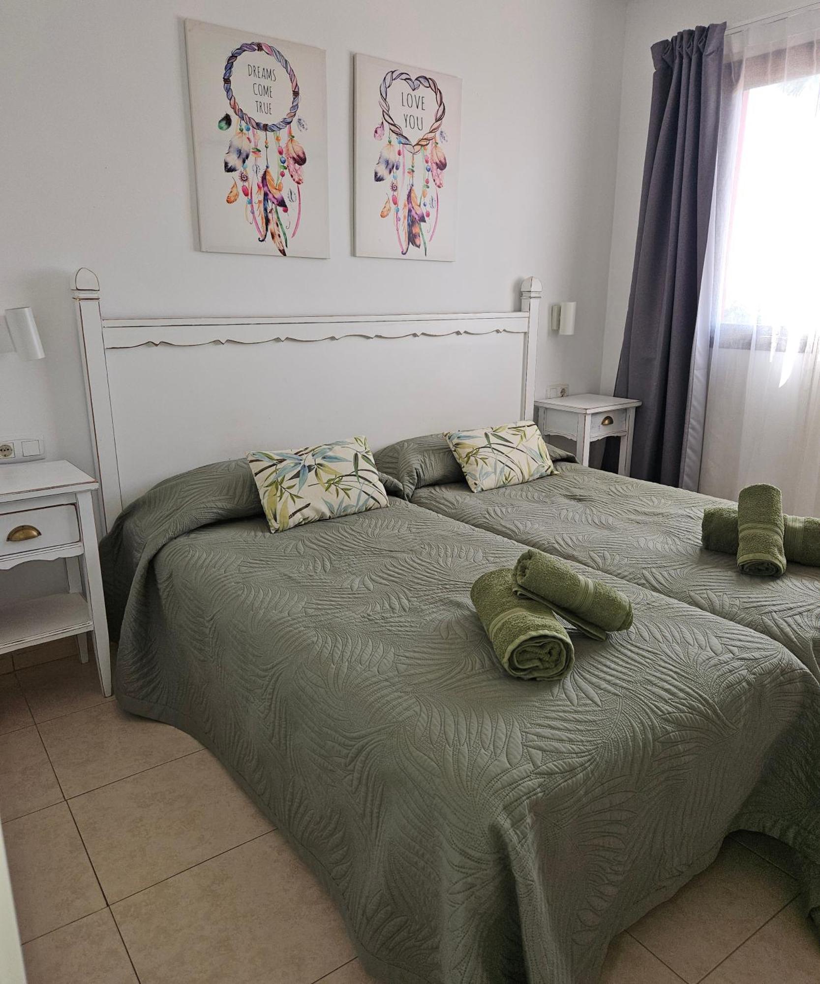 Oasis Royal 3 Piscinas Apartment Corralejo Exterior photo